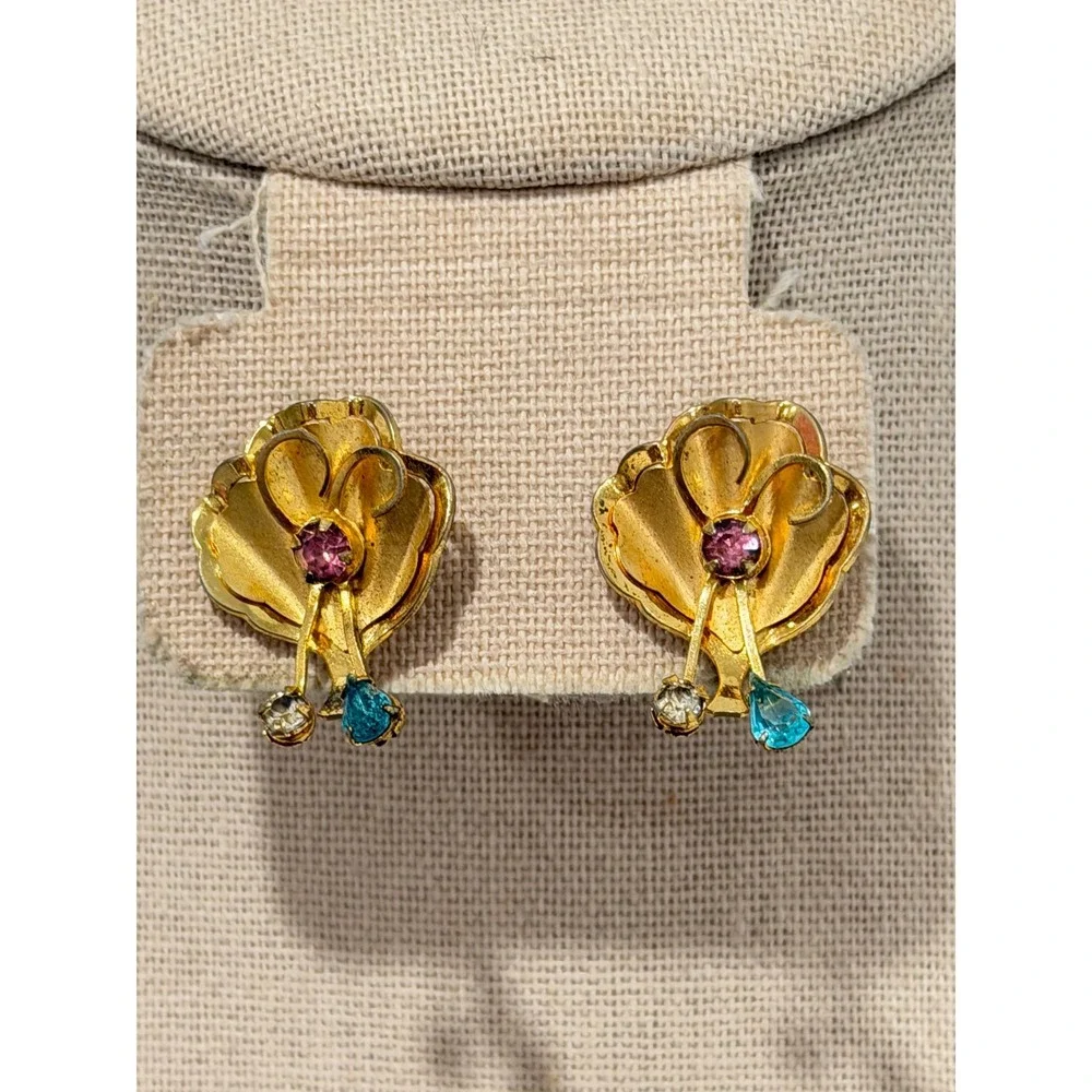 Bugbee & Niles B.N. Vintage Screw Back Earrings‎ Gold Tone Pink Blue Rhinestone